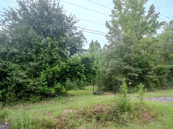 3825 Masseyville Rd, Macon, GA 31217
