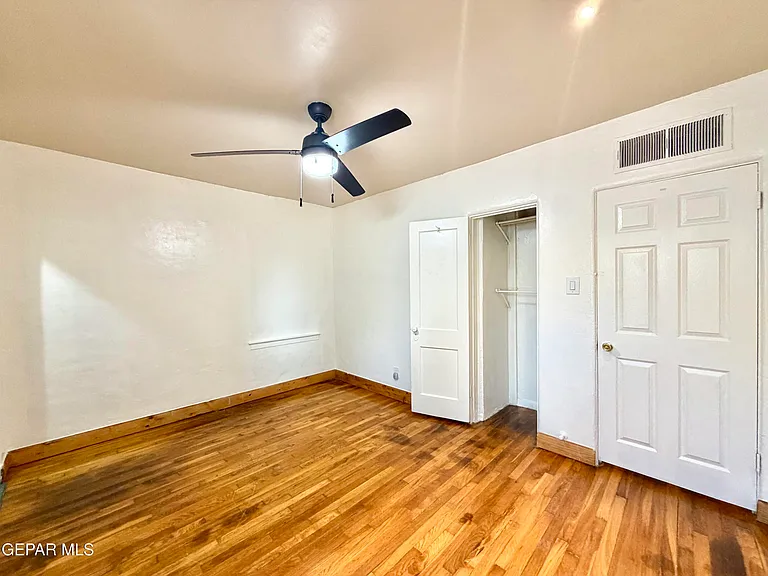 7404 Franklin Dr #B — Photo 11
