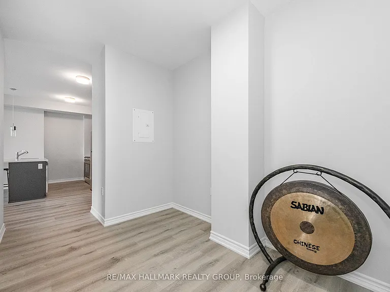 1350 Hemlock Rd #404 — Photo 18