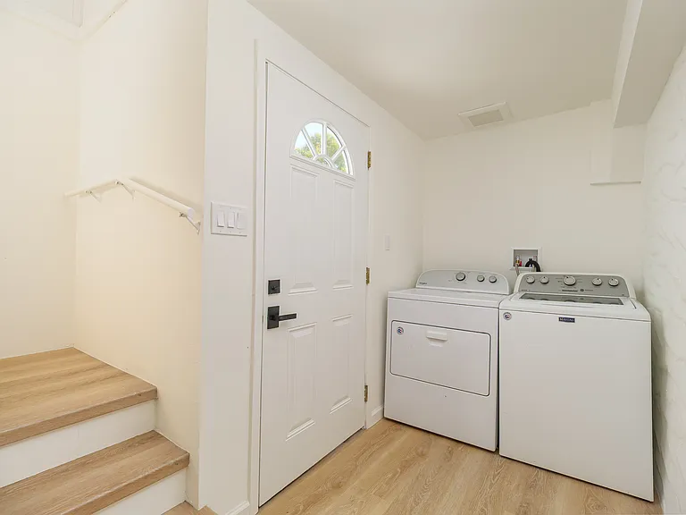 In-unit laundry