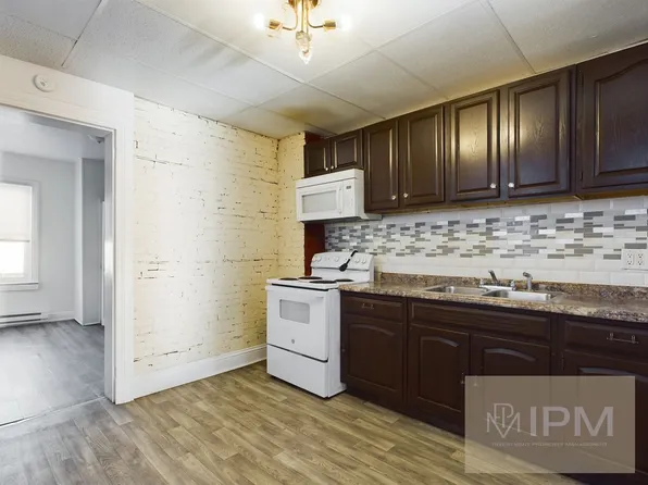 319 N Penn St, 319 N Penn St #2, York, PA 17401