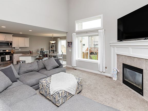 3rd image of 2243 NW Chapel Ln