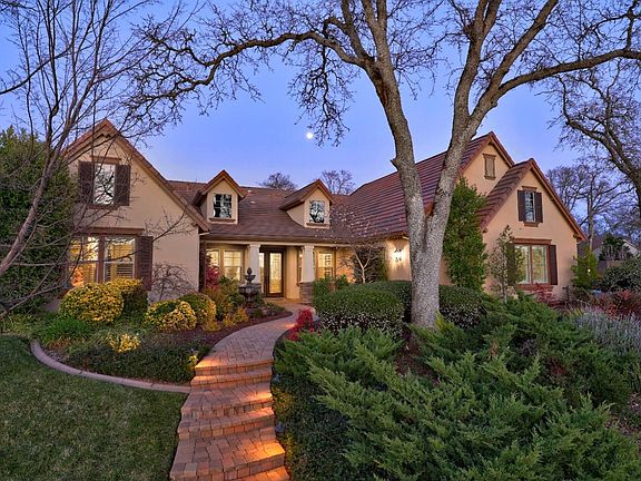 4th image of 3338 Greenview Dr