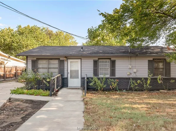 902 Petty St, Brenham, TX 77833