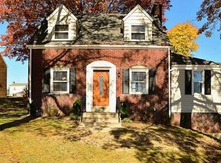 7 Kennedy Ln, Mc Kees Rocks, PA 15136