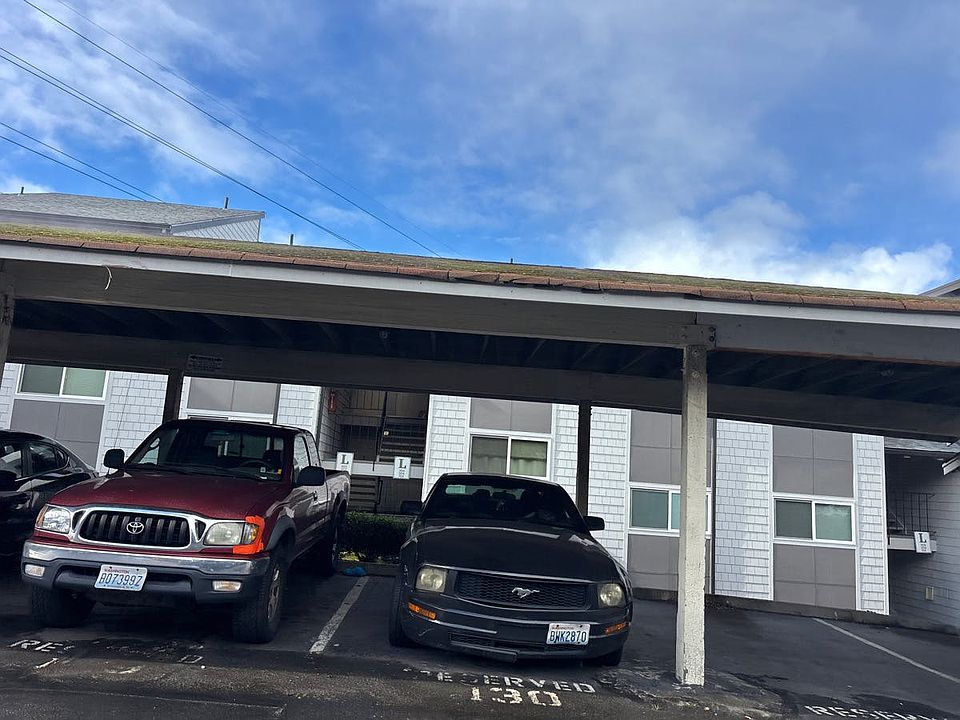 1st image of 2020 Grant Ave S APT L104