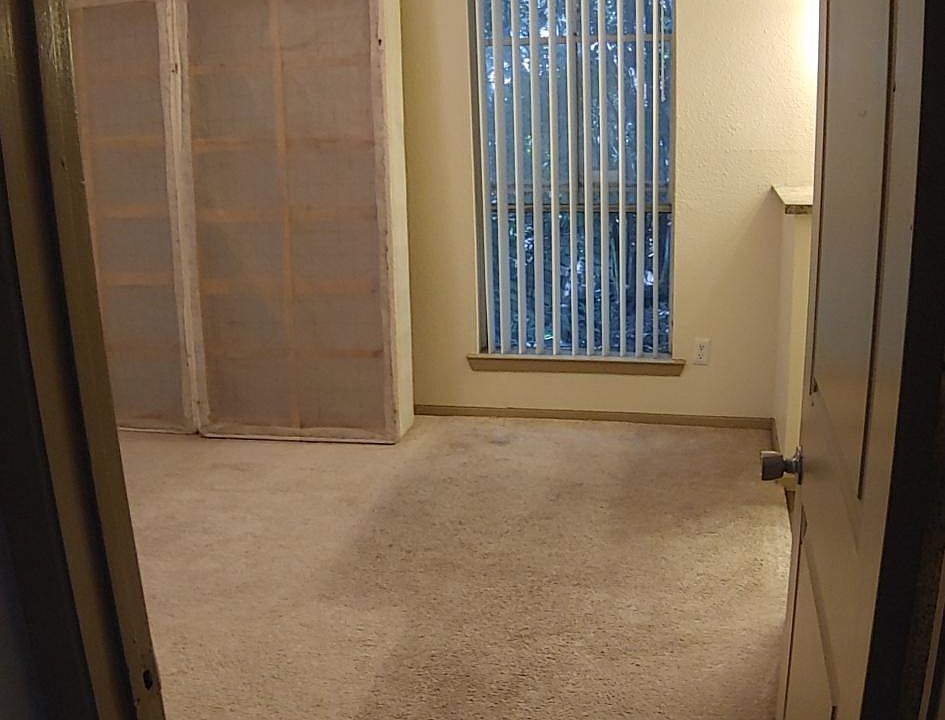 1st image of 2229 Cromwell Cir