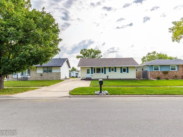 305 Main St N, Dilworth, MN 56529