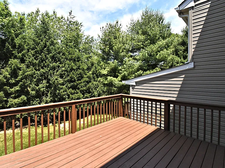 18 Norsham Way #1 — Photo 45