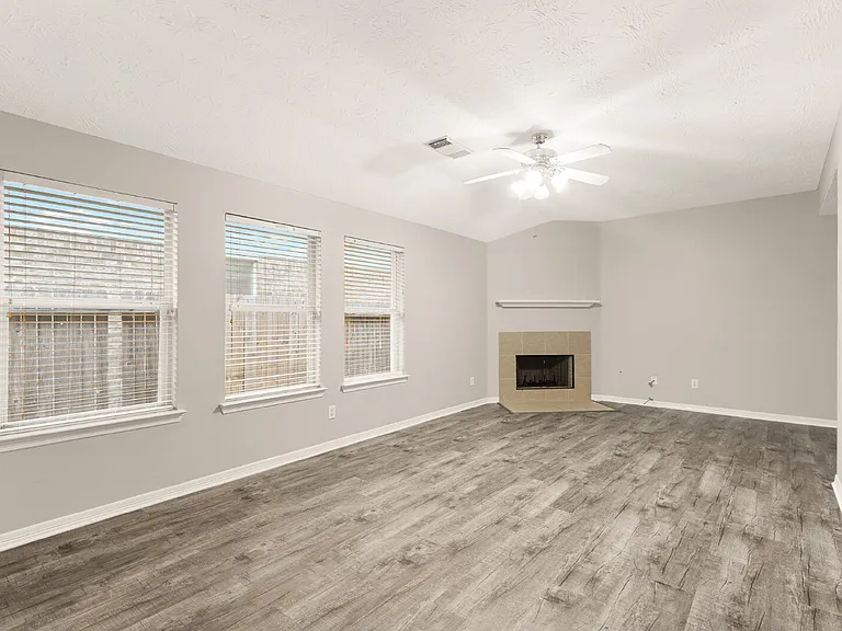 2434 Montana Blue Dr — Photo 5
