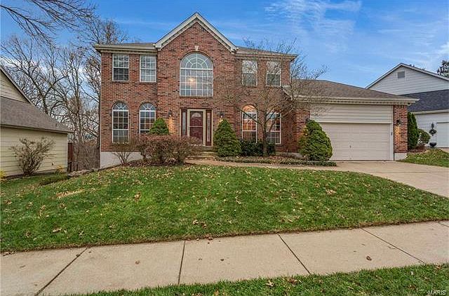 1st image of 422 Arbor Glen Dr