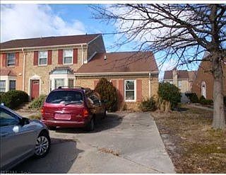 2nd image of 4808 Deming Ct