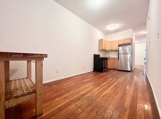 15 N Henry St APT 1L, Brooklyn, NY 11222