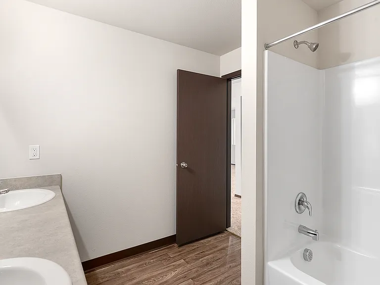 Bel Cielo Apartments LLC — Photo 31