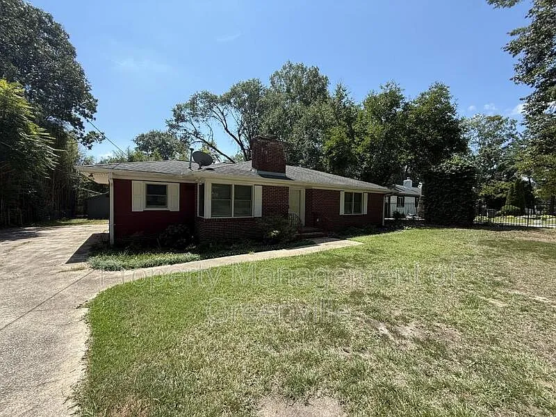 2 bed, 1.5 bath, 1468 sqft, $1,695 — Photo 2