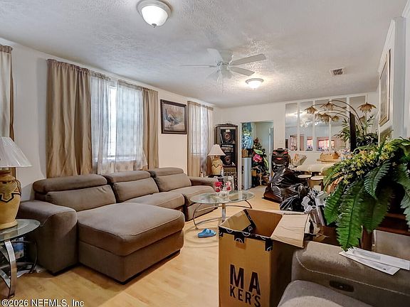 5th image of 966 KENMORE Street