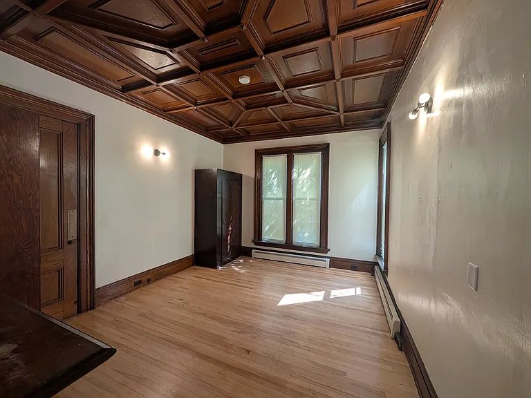 9 Walnut St #101 — Photo 5