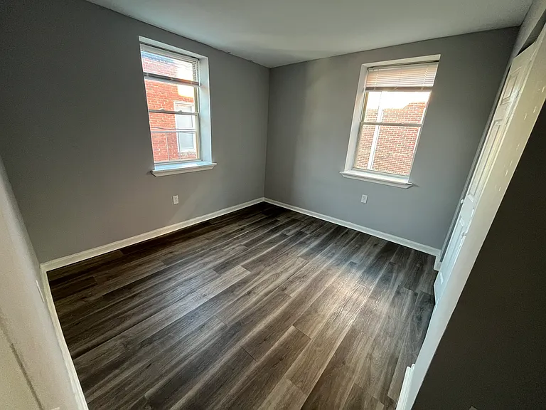 Parkside Manor — Photo 23