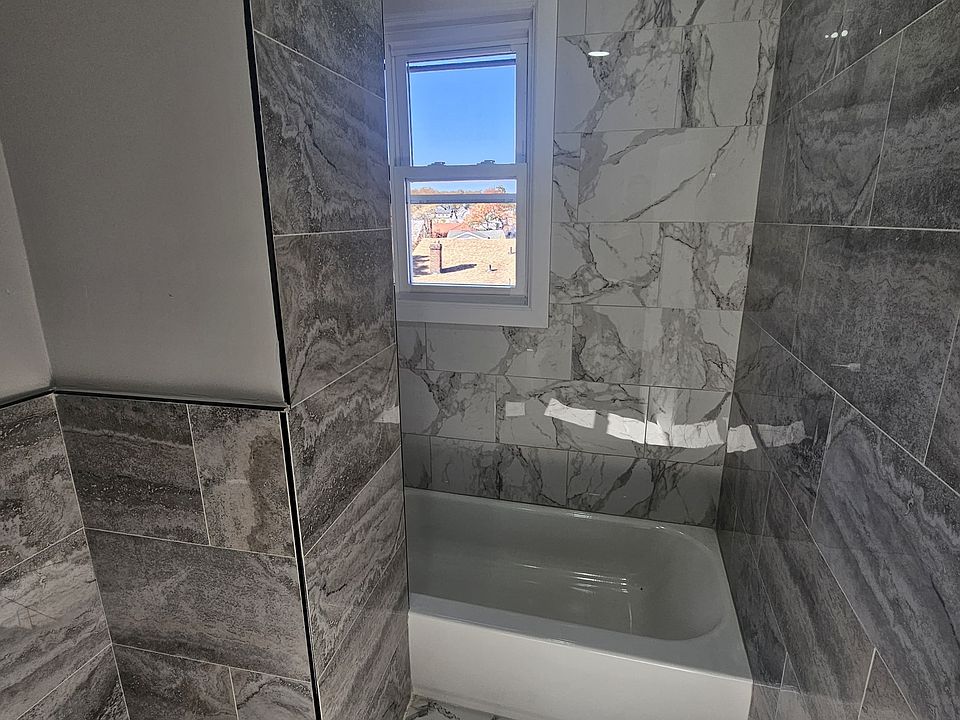 1st image of 59 Chelsea Ave #3