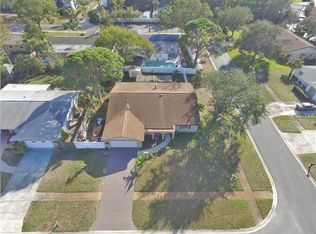 9294 78th Pl, Seminole, FL 33777