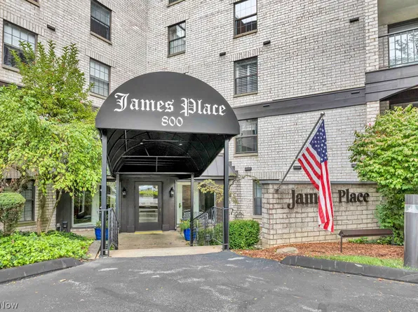 800 Brick Mill Run APT 508, Westlake, OH 44145