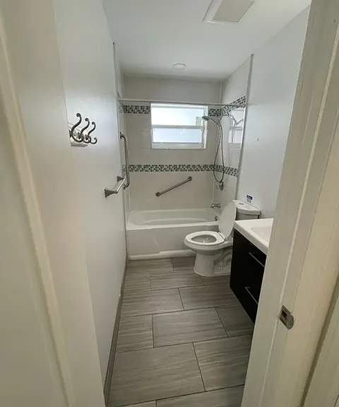 230 SW 65th Way — Photo 18