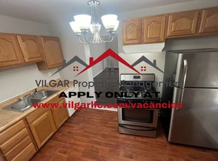 2262 Vermont St, Gary, IN 46407
