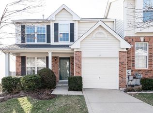 424 Summit Tree Ct, Fenton, MO 63026