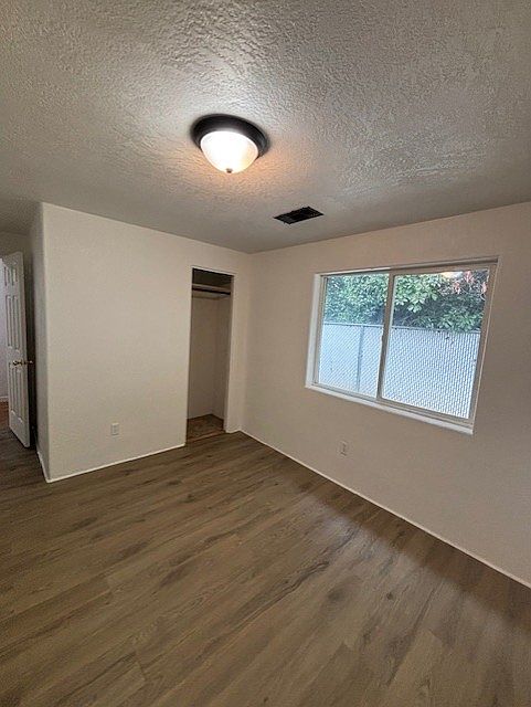 1st image of 524 Mountain Ave