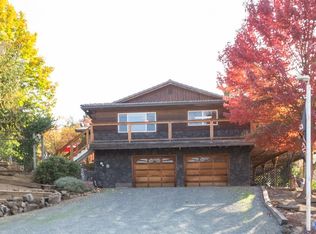 485 Scott Dr, Grants Pass, OR 97527