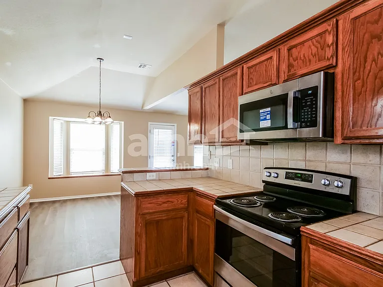 21984 Homesteaders Rd — Photo 5