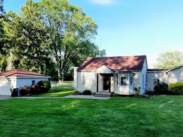 2207 N County Line Rd, Portage, IN 46368