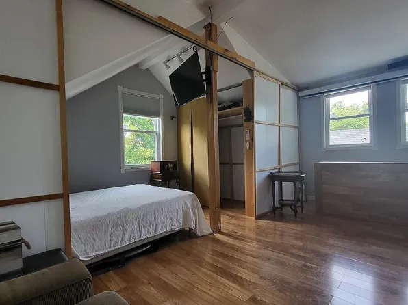 22 Hingham St #1, Cambridge, MA 02138