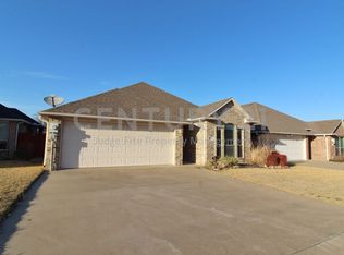 333 Blake Ln, Midlothian, TX 76065