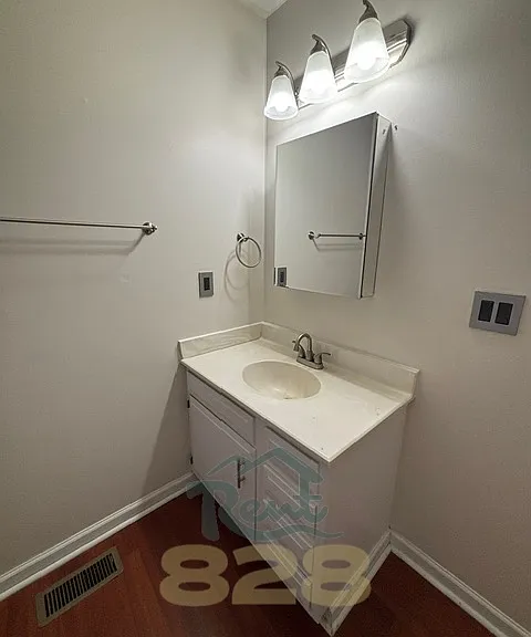 full bathoom