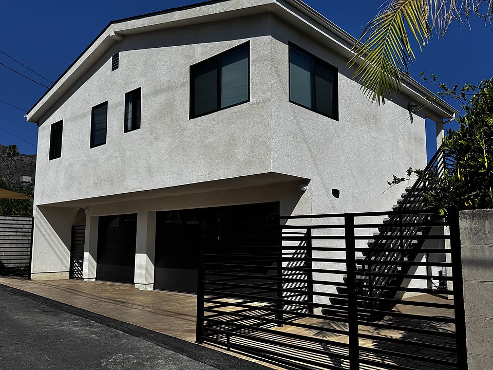1st image of 913 E Verdugo Ave