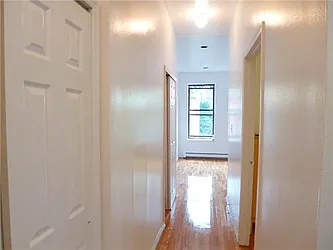 Rented by R New York