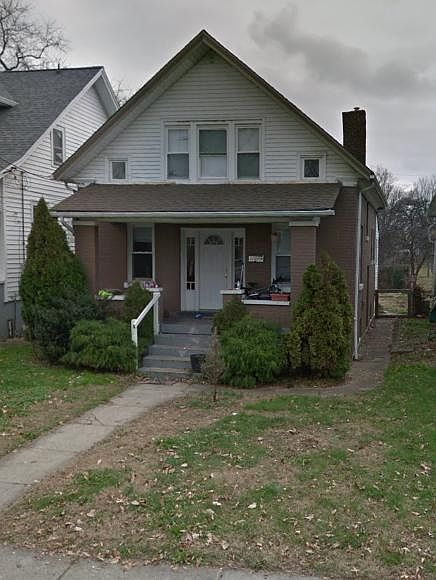 1st image of 440 E Lee St