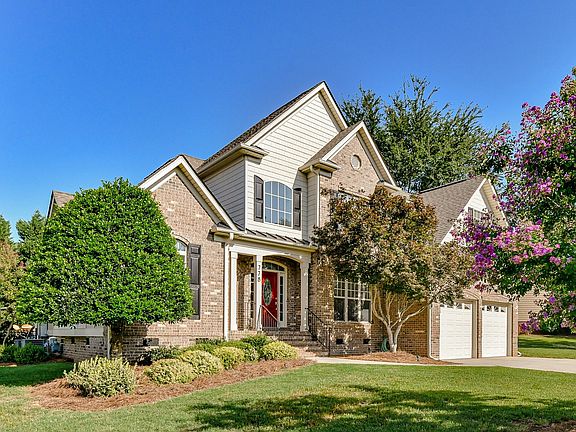 2nd image of 778 Woburn Abbey Dr
