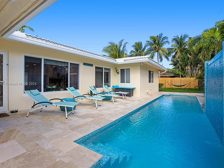 290 Tropic Dr — Photo 27