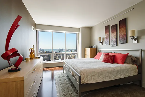 Sold by Corcoran | media 19