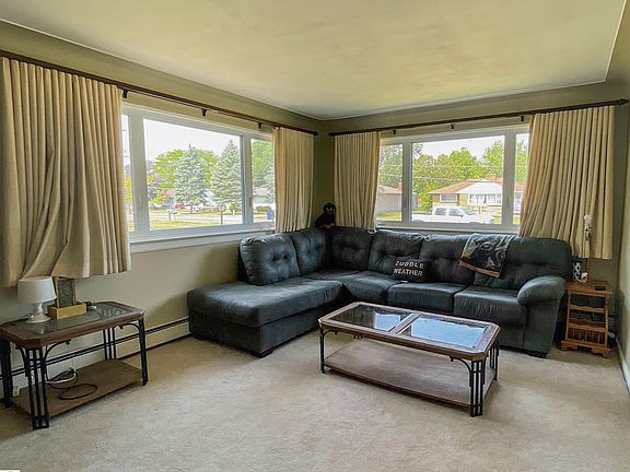 4th image of 3358 Sunnyview Dr