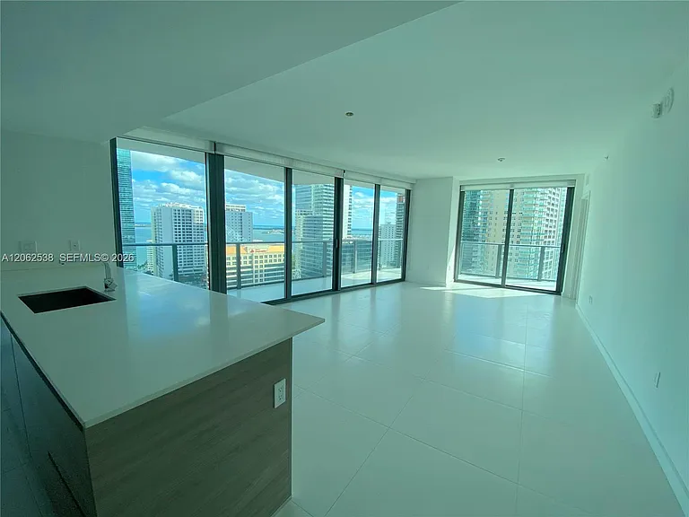 1300 S Miami Ave #2105 — Photo 2