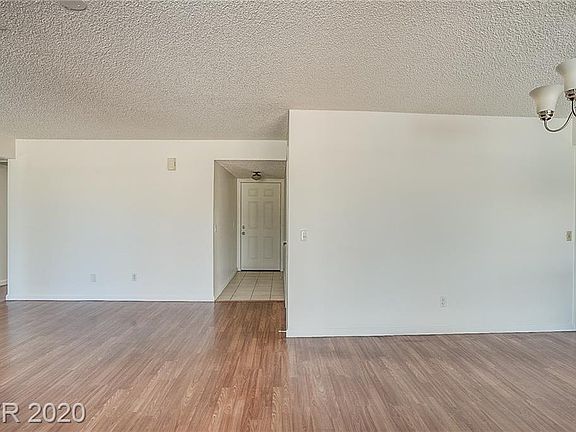 5th image of 5132 Laurelwood Ave