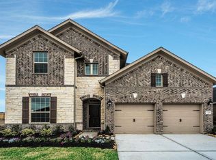 7704 River Pass Dr, Pearland, TX 77581