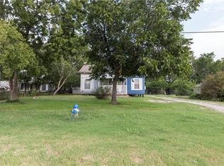 1711 Wintergreen Rd, Hutchins, TX 75141