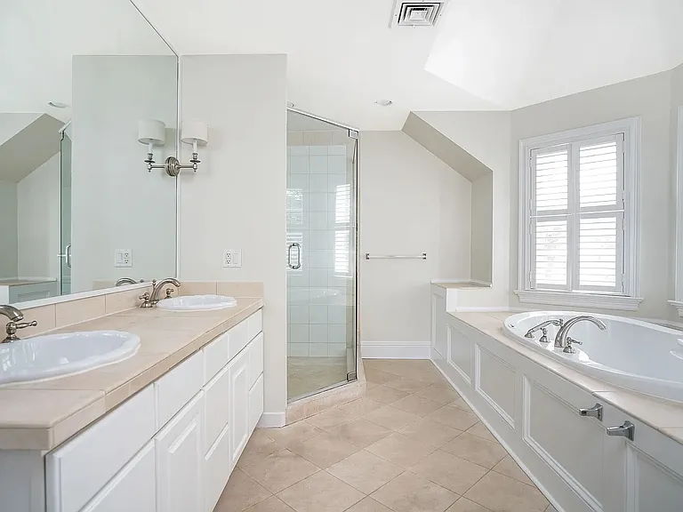 66 Apawamis Ave — Photo 27