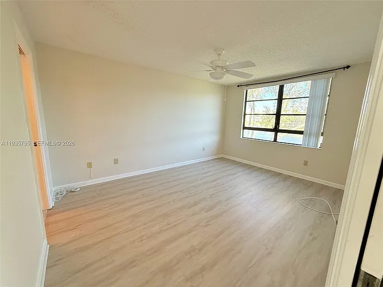 10426 E Clairmont Cir #212 — Photo 14