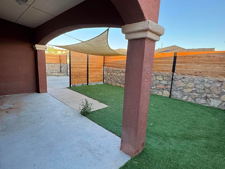 12872 Hueco Mine Dr — Photo 13