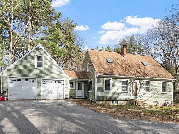 2nd image of 61 Beaver Pond Road